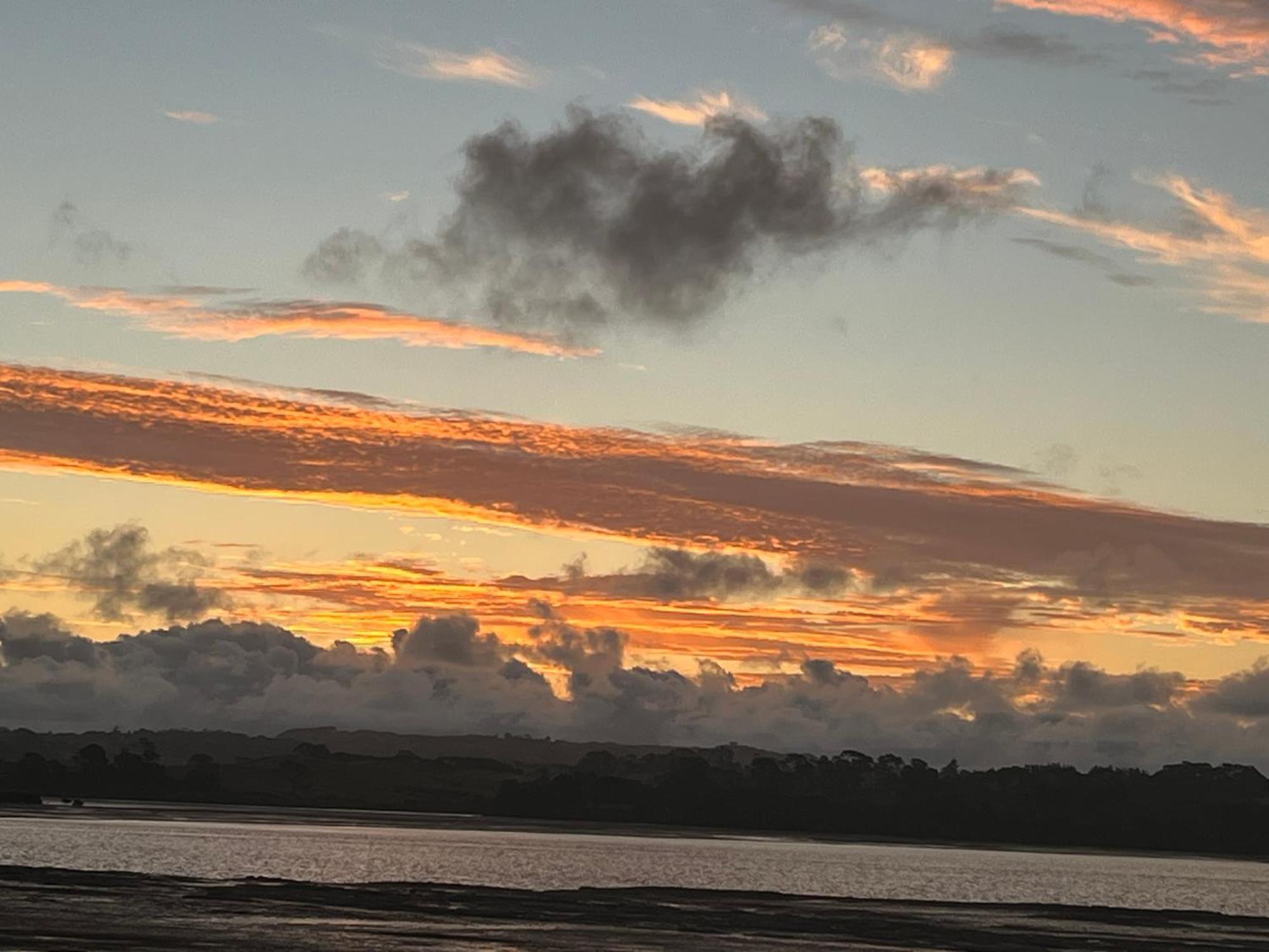 Absolute Waterfront Serenity Near Auckland Clarks Beach Екстер'єр фото